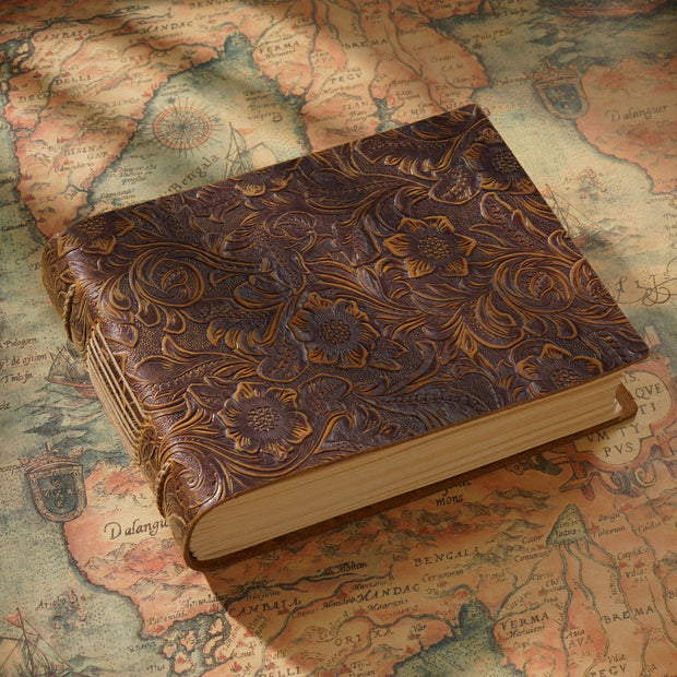 Cowhide Sketchbook – Handcrafted for Reflection
