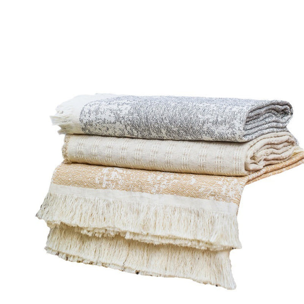 Tassel Blanket – Soft Shelter