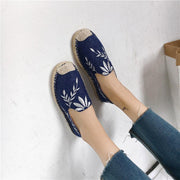 Women's Elegant Hemp Embroidered Fisherman Shoes - Pebble Frog